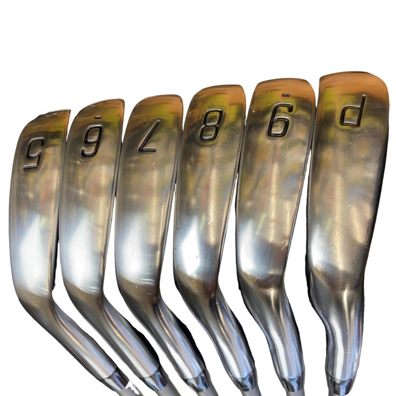 �a�q�h�c�f�d�r�s�n�m�d�@�Q�Q�Q�b�a�{�@�U�r�i���{���F�U�{�Z�b�g�j