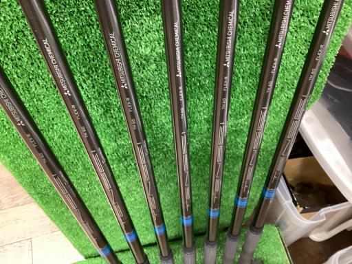 rhl@l`w@@Vri{FV{Zbgj