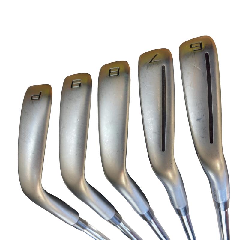 �s�����������@�l�������@�o�E�V�X�O�i�Q�O�Q�P�j�@�U�r�i���{���F�T�{�Z�b�g�j