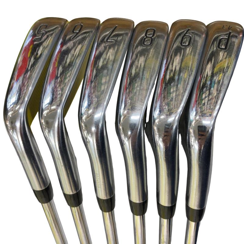 �s���������������@�s�Q�O�O�i�Q�O�Q�R�j�@�U�r�i���{���F�U�{�Z�b�g�j