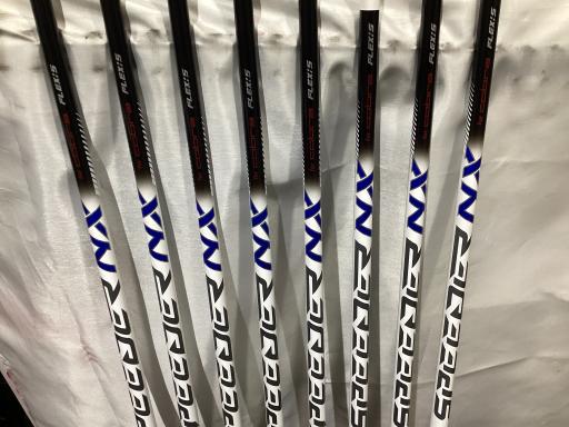 �����������@�`�d�q�n�i�d�s�@�X�r�i���{���F�W�{�Z�b�g�j