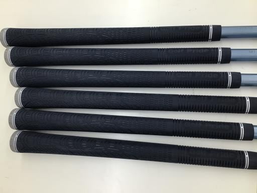 �a�q�h�c�f�d�r�s�n�m�d�@�a�|�k�c�@�V�r�@���f�B�[�X�i���{���F�U�{�Z�b�g�j