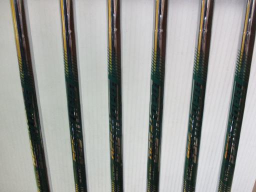 rqhwnm@ywT@Uri{FU{Zbgj