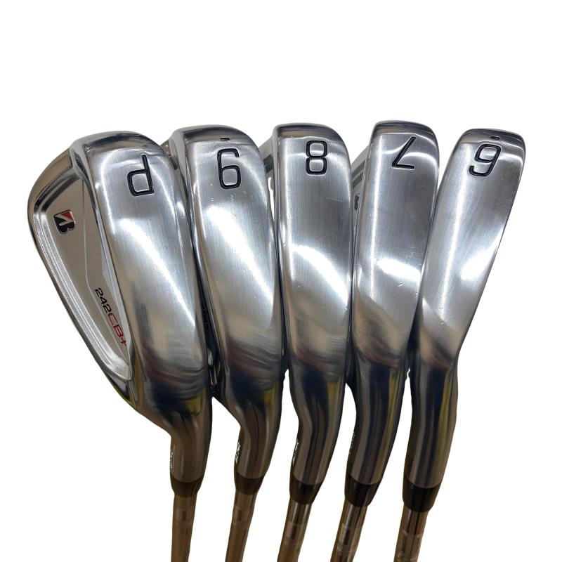 �a�q�h�c�f�d�r�s�n�m�d�@�Q�S�Q�b�a�{�@�U�r�i���{���F�T�{�Z�b�g�j