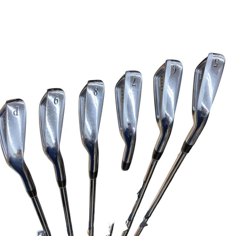 �n�m�n�e�e�@�e�n�q�f�d�c�i�Q�O�P�R�j�@�@�U�r�i���{���F�U�{�Z�b�g�j