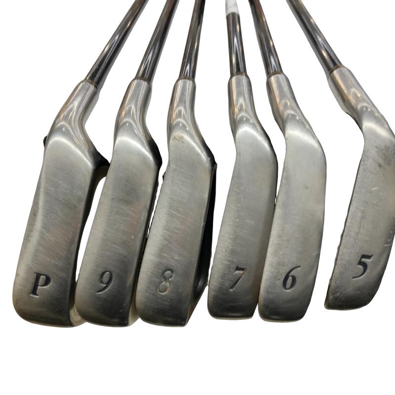 �w�w�h�n�i�Q�O�O�S�j�@�@�U�r�i���{���F�U�{�Z�b�g�j