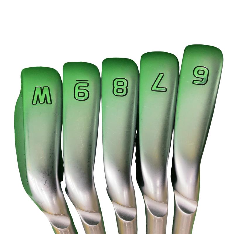 ���T�O�O�@�T�r�i���{���F�T�{�Z�b�g�j