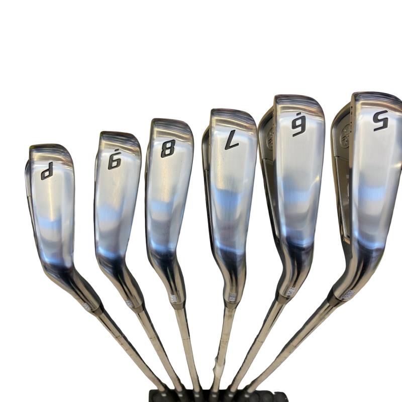 �q�l�w�@�P�Q�O�@�U�r�i���{���F�U�{�Z�b�g�j