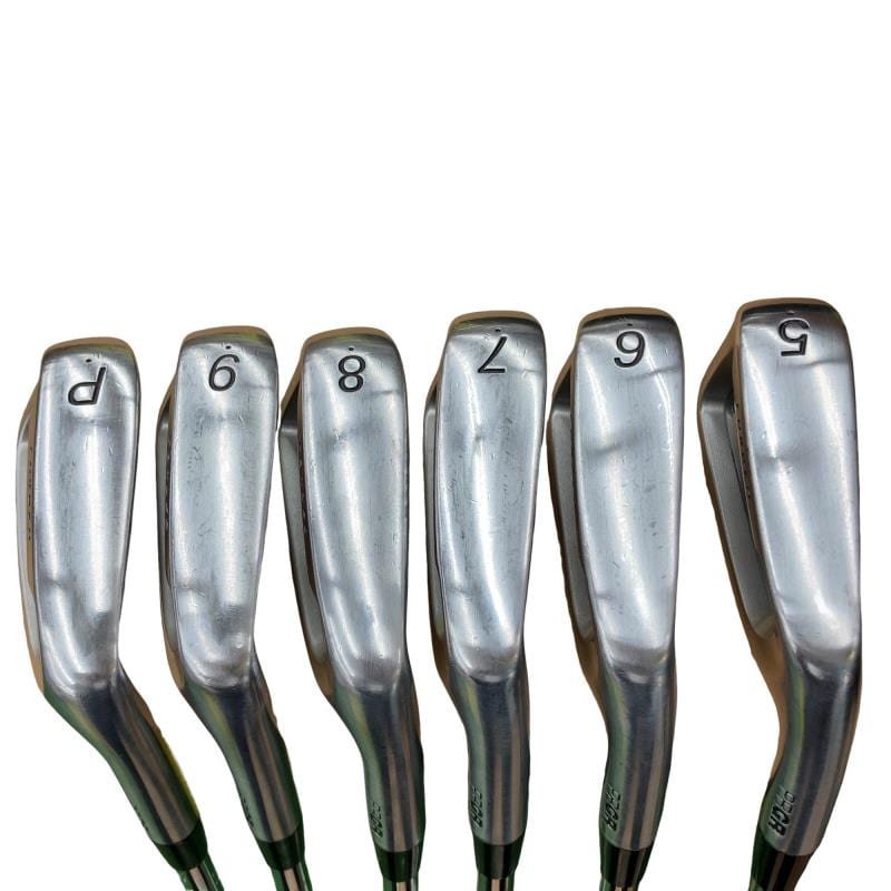 �q�r�@�e�n�q�f�d�c�i�Q�O�P�W�j�@�U�r�i���{���F�U�{�Z�b�g�j