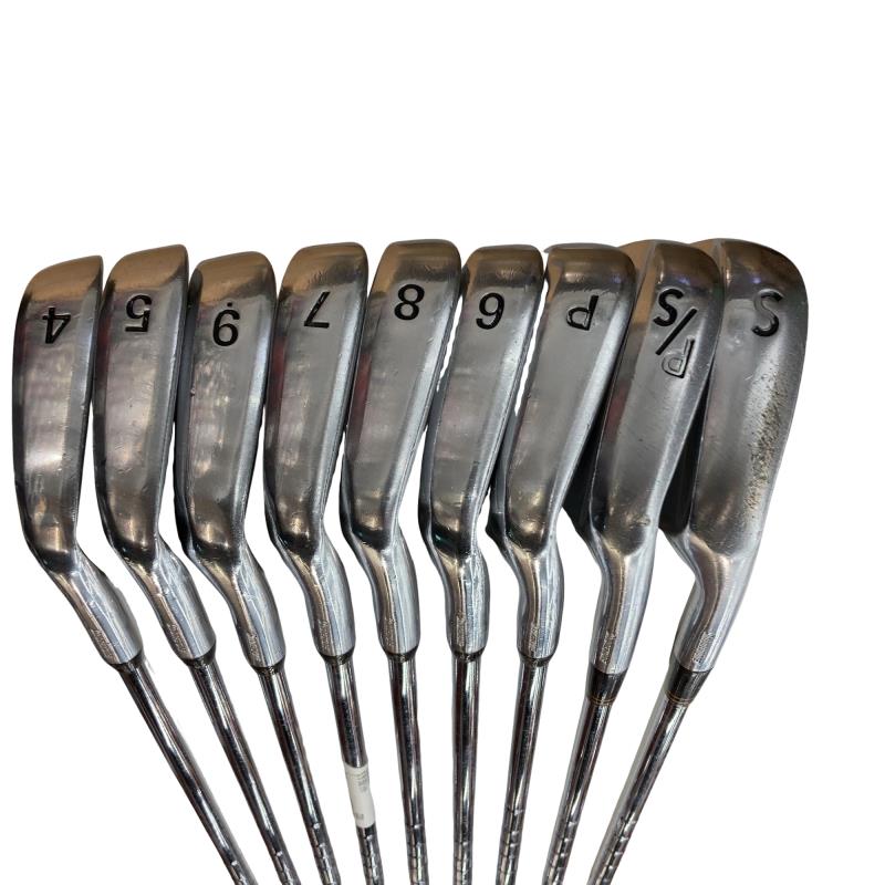 sntqrs`fd@uROO@Uri{FU{Zbgj