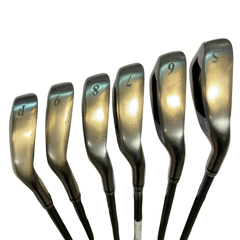 �w�w�h�n�i�Q�O�P�Q�j�@�U�r�i���{���F�U�{�Z�b�g�j