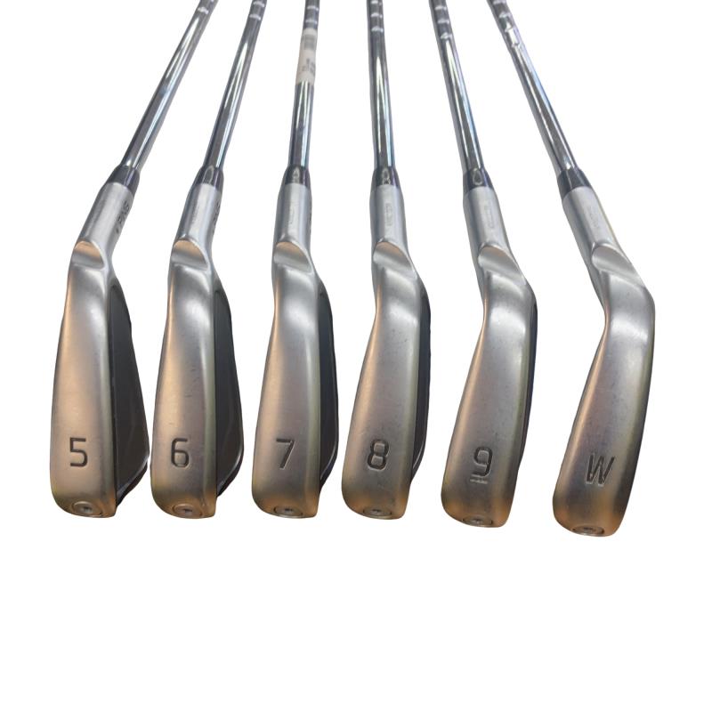 ���Q�R�O�@�U�r�i���{���F�U�{�Z�b�g�j