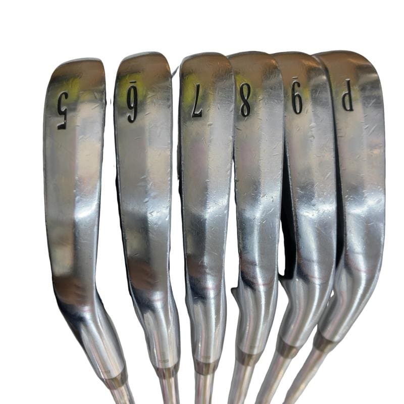 �r�q�h�w�n�m�@�y�|�e�n�q�f�d�c�@�U�r�i���{���F�U�{�Z�b�g�j