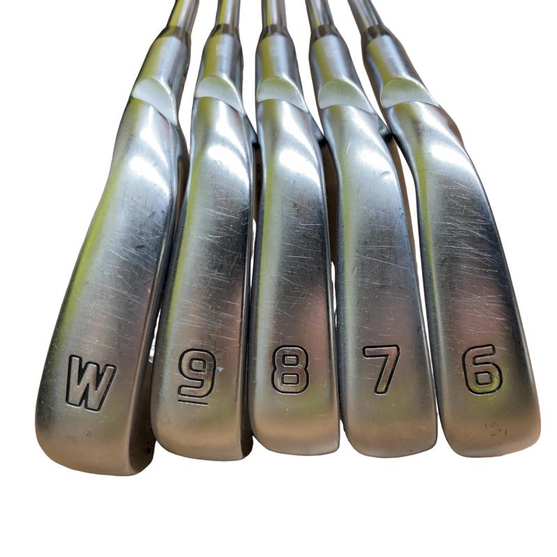 ���T�O�O�@�T�r�i���{���F�T�{�Z�b�g�j