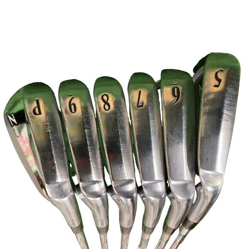 �r�q�h�w�n�m�@�y�V�S�T�@�@�U�r�i���{���F�U�{�Z�b�g�j