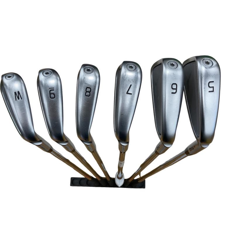 ���Q�R�O�@�U�r�i���{���F�U�{�Z�b�g�j