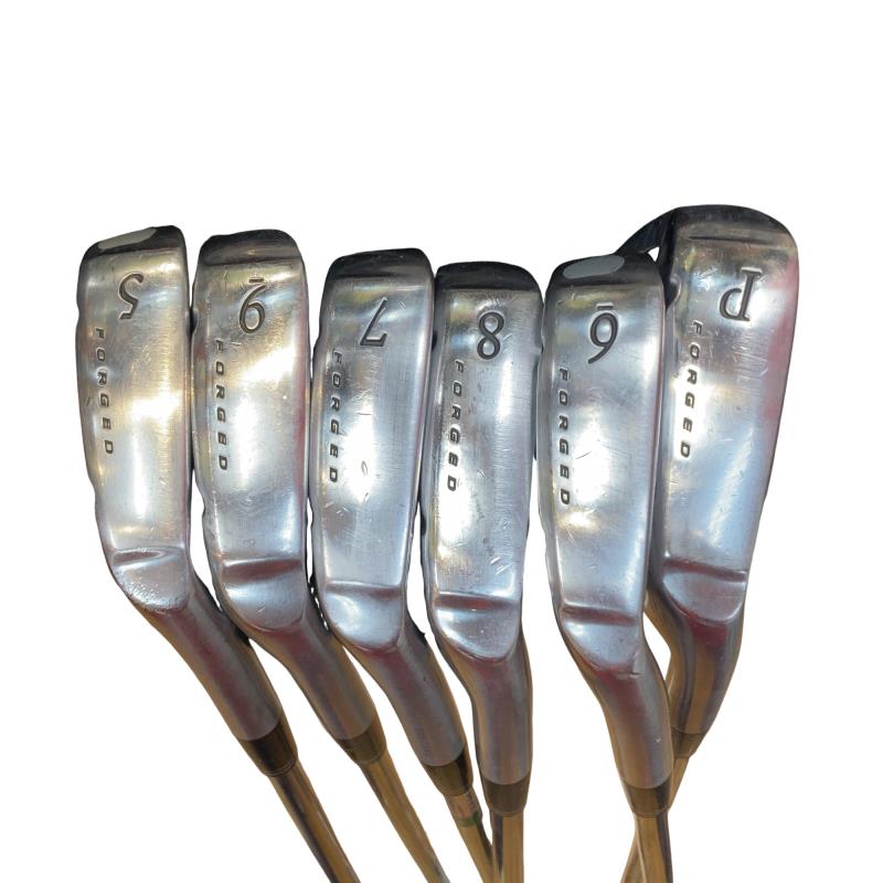 �r�q�h�w�n�m�@�y�T�Q�T�@�@�U�r�i���{���F�U�{�Z�b�g�j