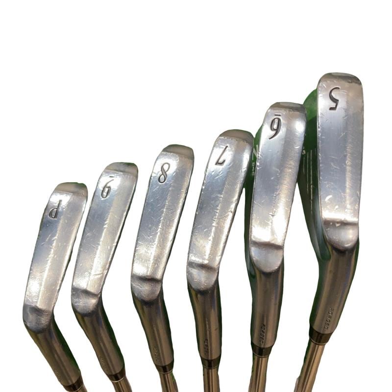 �r�q�h�w�n�m�@�y�X�S�T�@�U�r�i���{���F�U�{�Z�b�g�j