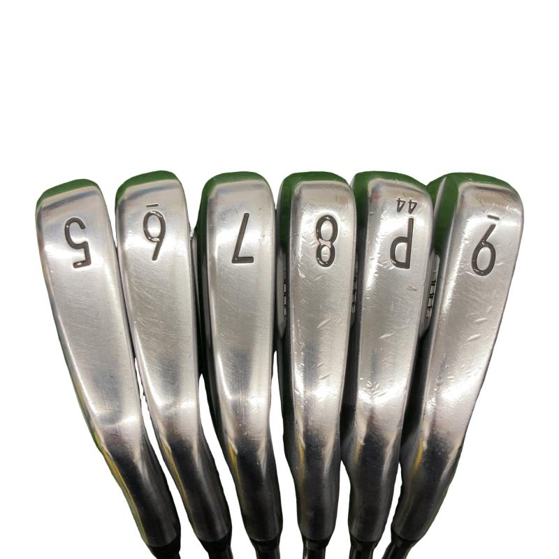 �s���������������@�s�P�O�O�r�i�Q�O�Q�P�j�@�U�r�i���{���F�U�{�Z�b�g�j