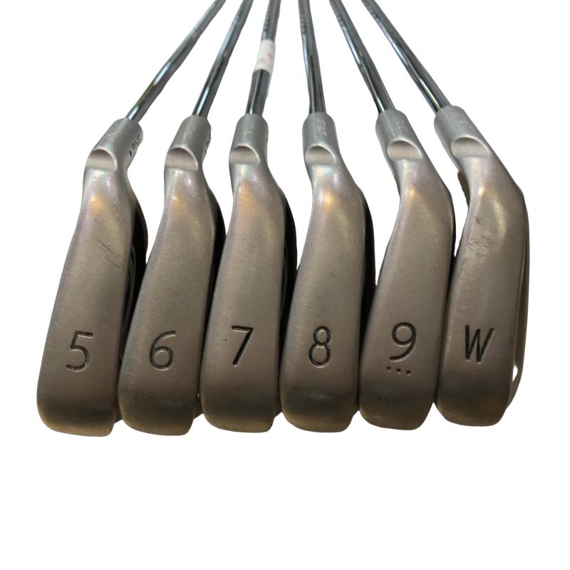 ���T�@�A�C�A���@�@�U�r�i���{���F�U�{�Z�b�g�j