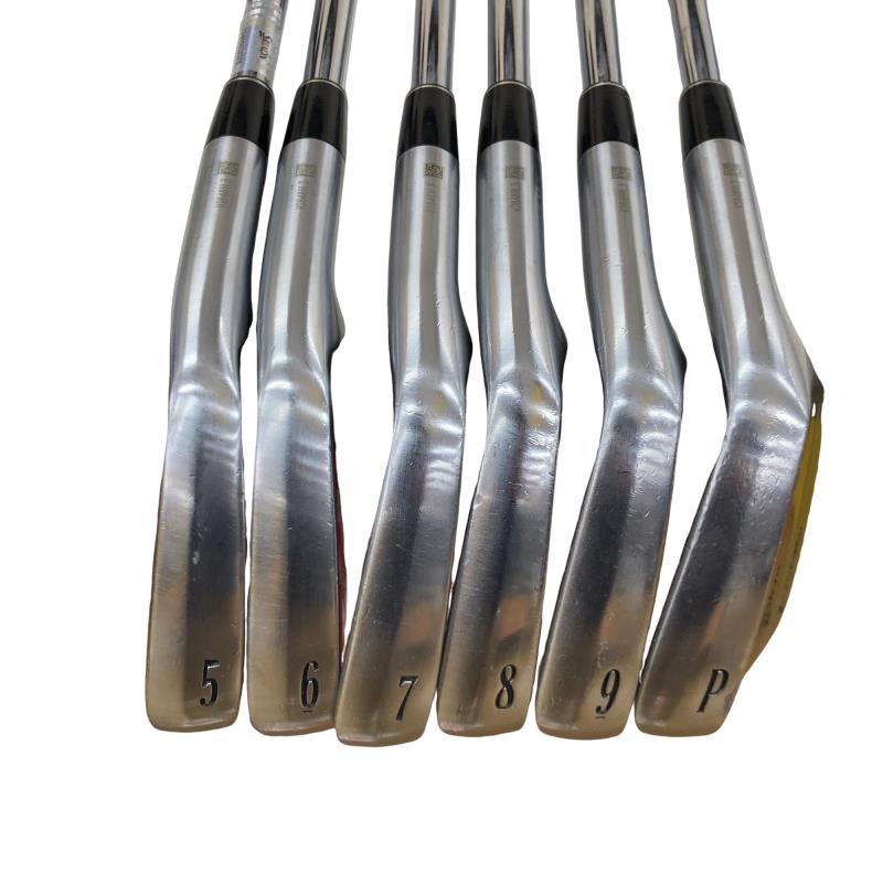 �r�q�h�w�n�m�@�y�|�e�n�q�f�d�c�@�U�r�i���{���F�U�{�Z�b�g�j