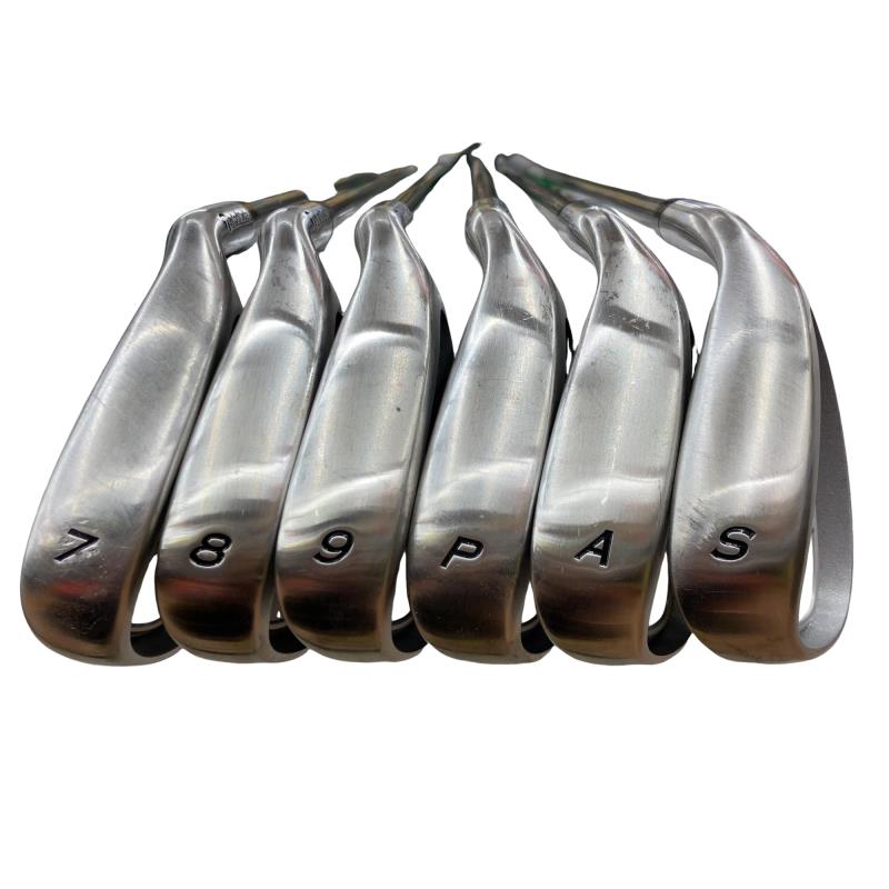 ���T�@�w�k�@�o�k�t�r�@�W�r�@���f�B�[�X�i���{���F�U�{�Z�b�g�j