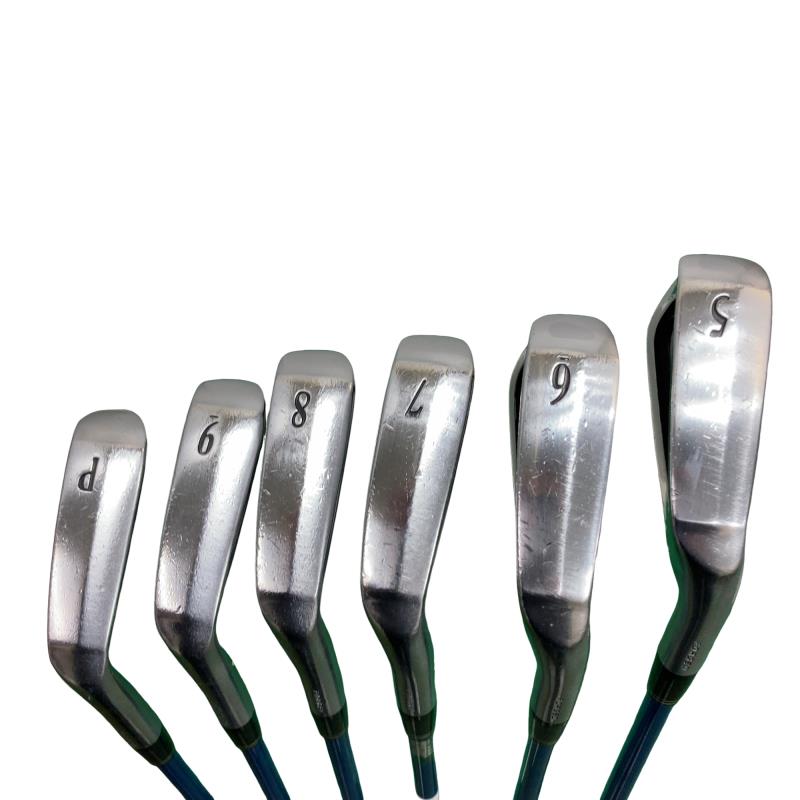 �r�q�h�w�n�m�@�y�T�S�T�@�@�U�r�i���{���F�U�{�Z�b�g�j