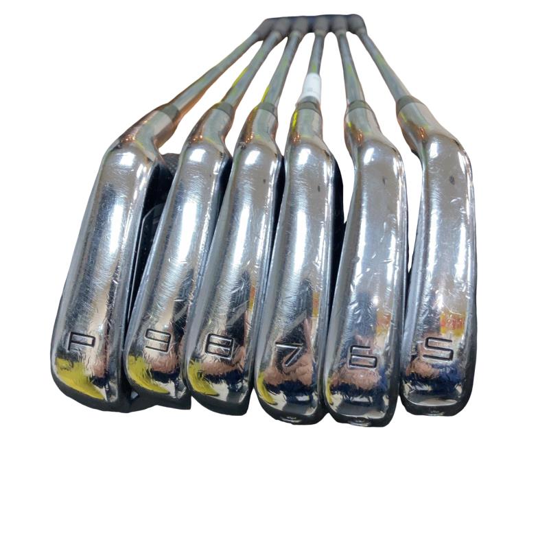 �s�����������@�l�������@�o�E�V�U�O�@�U�r�i���{���F�U�{�Z�b�g�j