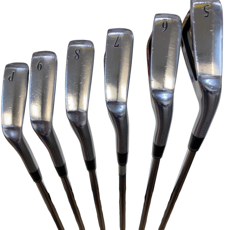 �r�q�h�w�n�m�@�y�T�S�T�@�@�U�r�i���{���F�U�{�Z�b�g�j