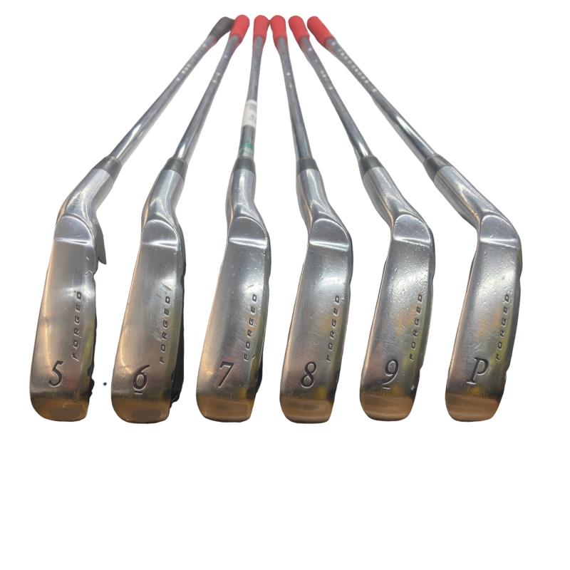 �r�q�h�w�n�m�@�y�T�Q�T�@�@�U�r�i���{���F�U�{�Z�b�g�j