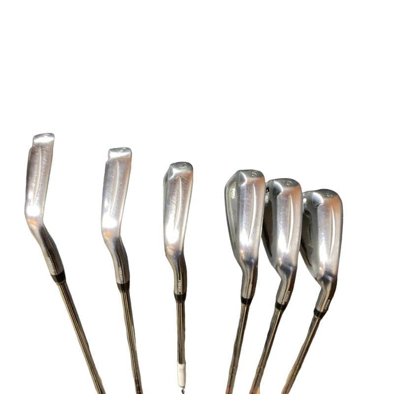 �q�������q���@�q�����@�u�@�U�r�i���{���F�U�{�Z�b�g�j