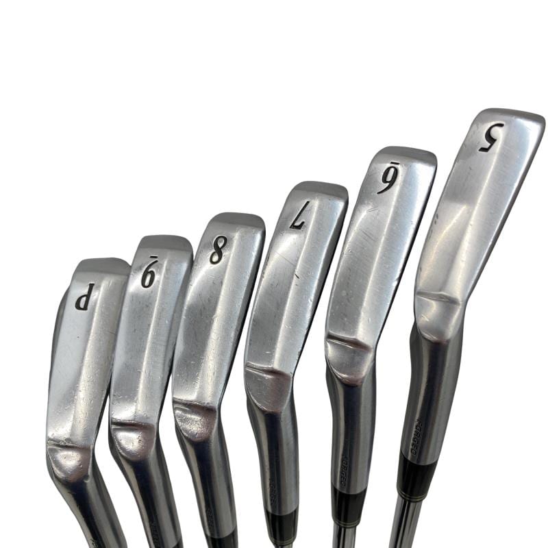 �r�q�h�w�n�m�@�y�V�S�T�@�@�U�r�i���{���F�U�{�Z�b�g�j