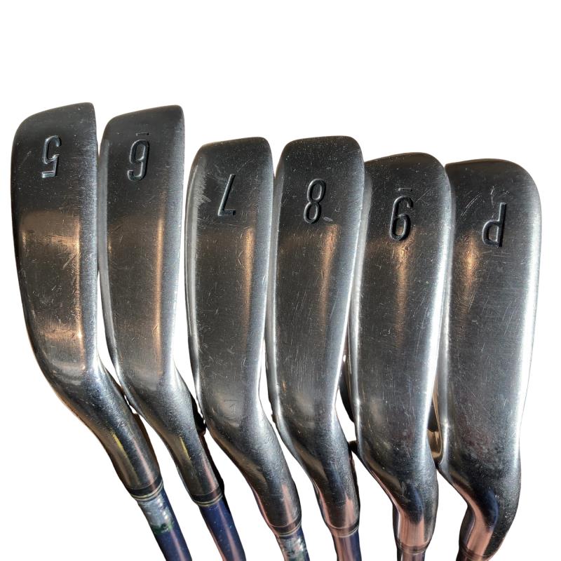 �w�w�h�n�i�Q�O�P�U�j�@�U�r�i���{���F�U�{�Z�b�g�j