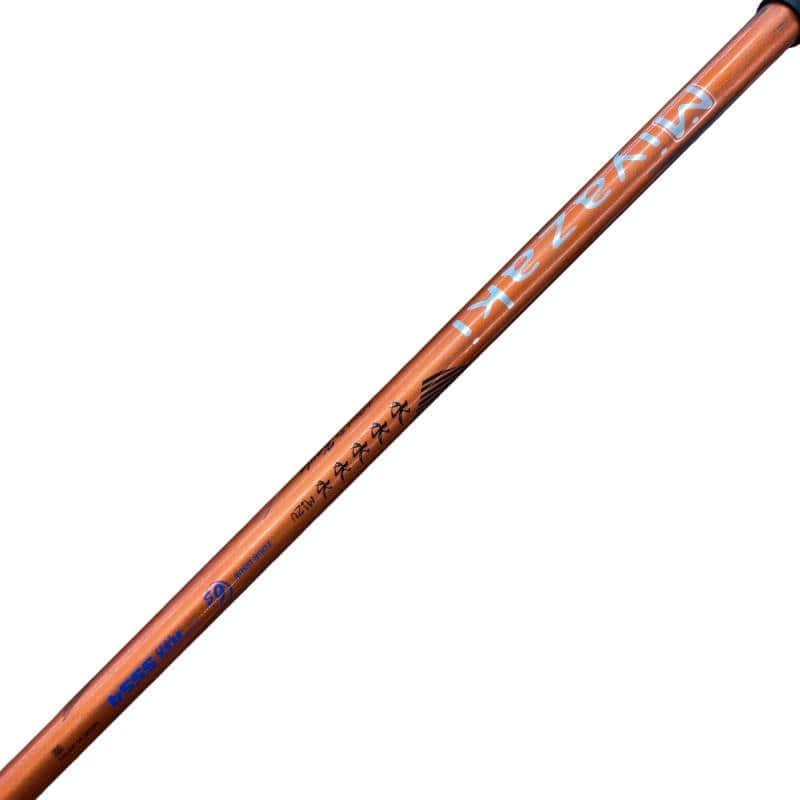 �r�q�h�w�n�m�@�y�@�e�U�T�@�R�v