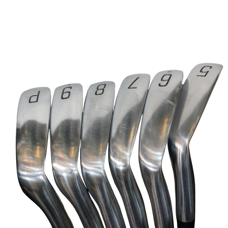 �a�q�h�c�f�d�r�s�n�m�d�@�Q�S�Q�b�a�{�@�U�r�i���{���F�U�{�Z�b�g�j