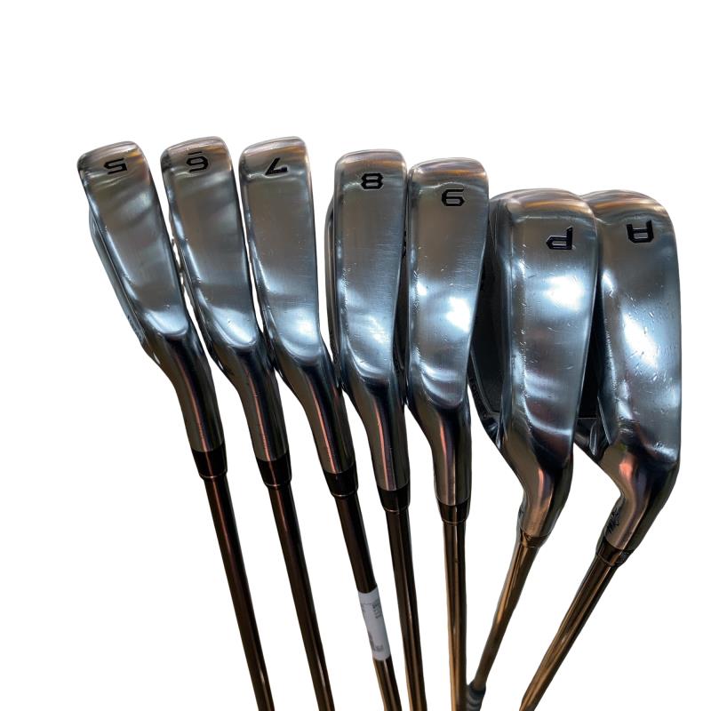 �s�n�t�q�@�v�n�q�k�c�@�o���@�V�r�i���{���F�V�{�Z�b�g�j