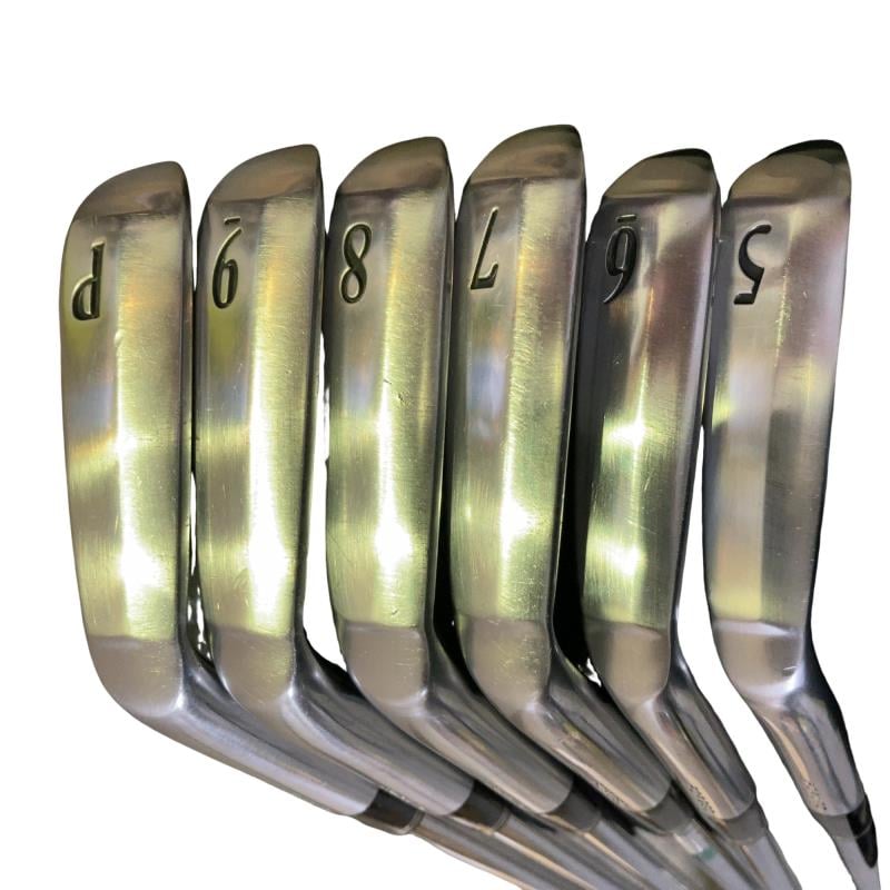 �r�q�h�w�n�m�@�y�X�S�T�@�U�r�i���{���F�U�{�Z�b�g�j