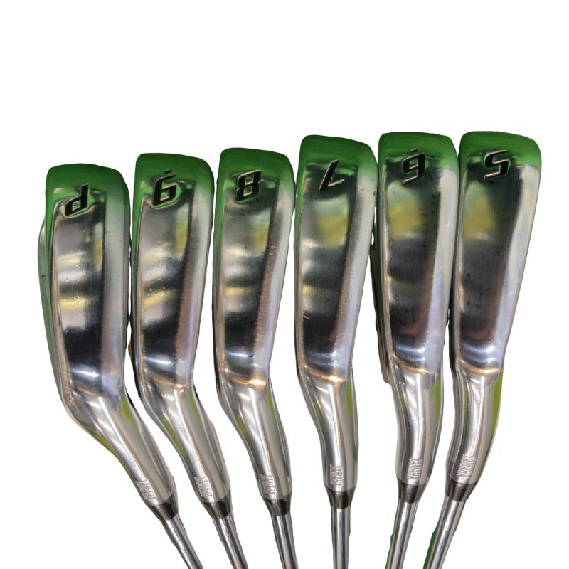 �q�l�w�@�P�Q�O�@�U�r�i���{���F�U�{�Z�b�g�j