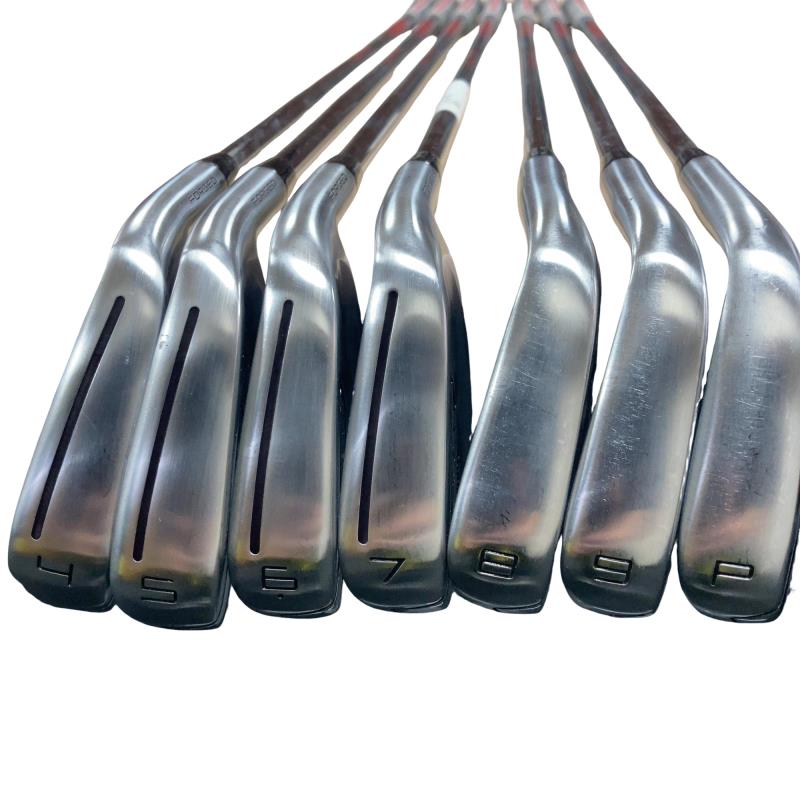 �s�����������@�l�������@�o�E�V�X�O�@�W�r�i���{���F�V�{�Z�b�g�j