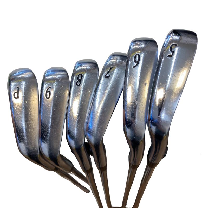 �r�q�h�w�n�m�@�y�T�W�T�@�U�r�i���{���F�U�{�Z�b�g�j