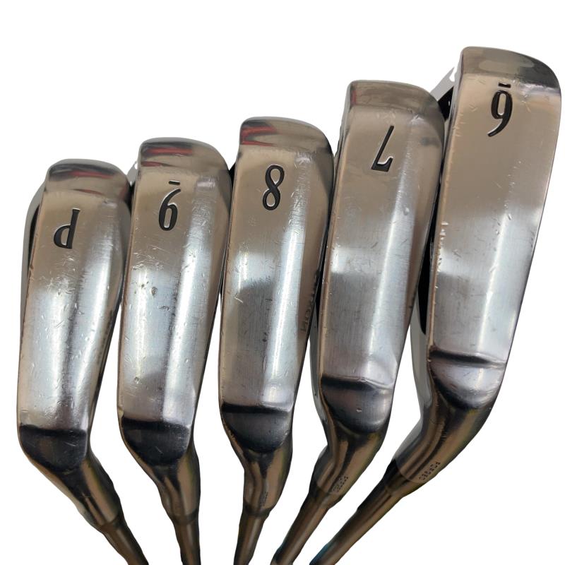 �r�q�h�w�n�m�@�y�T�S�T�@�@�U�r�i���{���F�T�{�Z�b�g�j