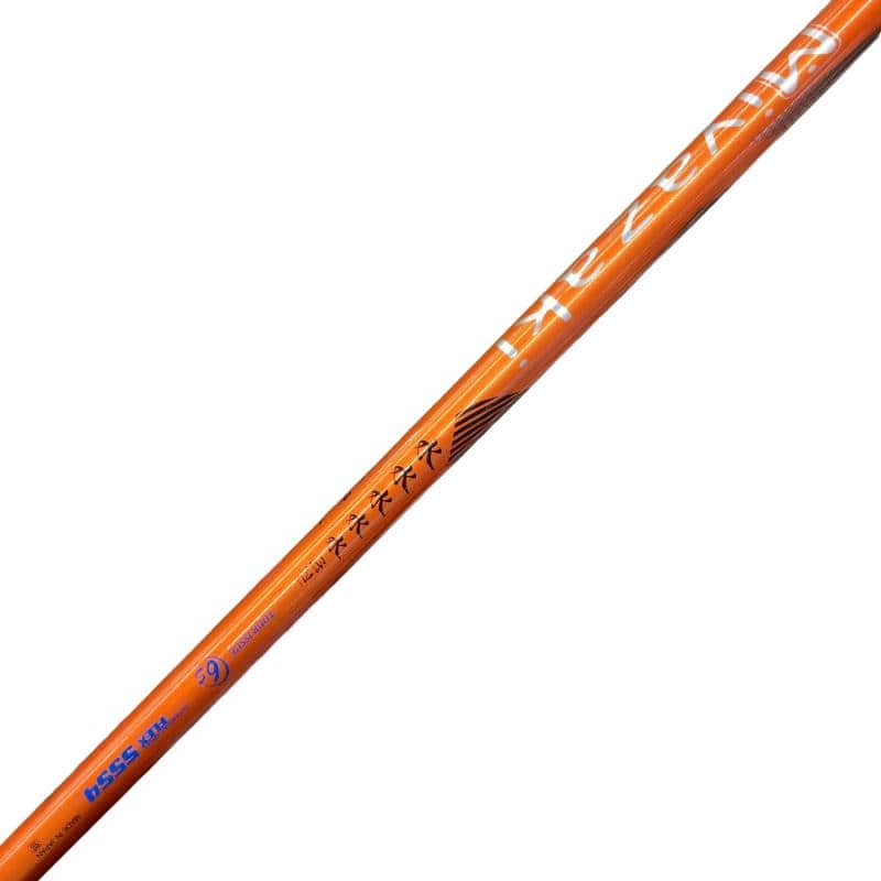 �r�q�h�w�n�m�@�y�@�e�U�T�@�R�v