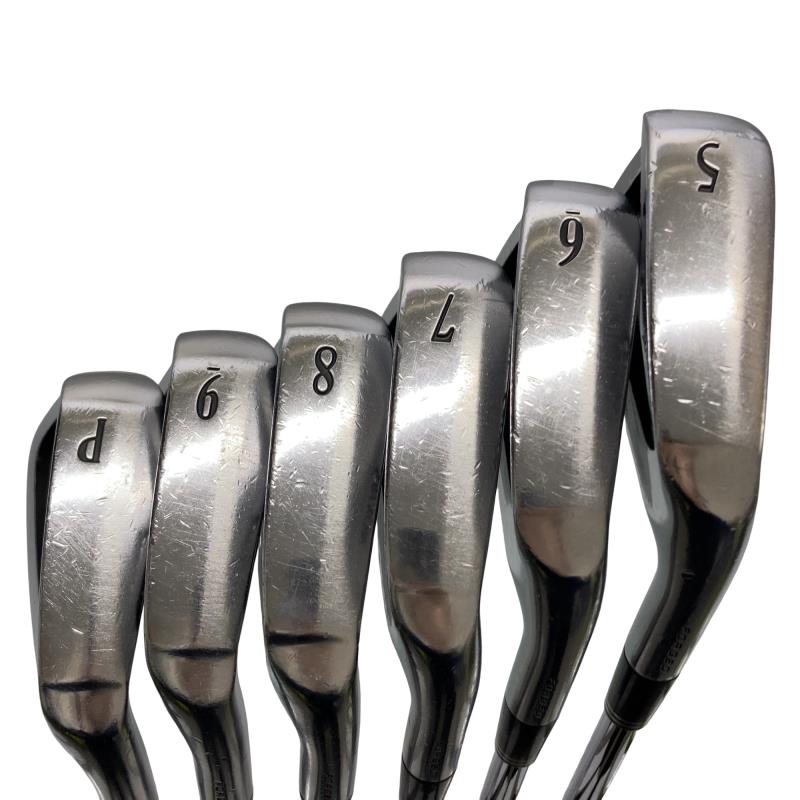 �r�q�h�w�n�m�@�y�T�S�T�@�@�U�r�i���{���F�U�{�Z�b�g�j