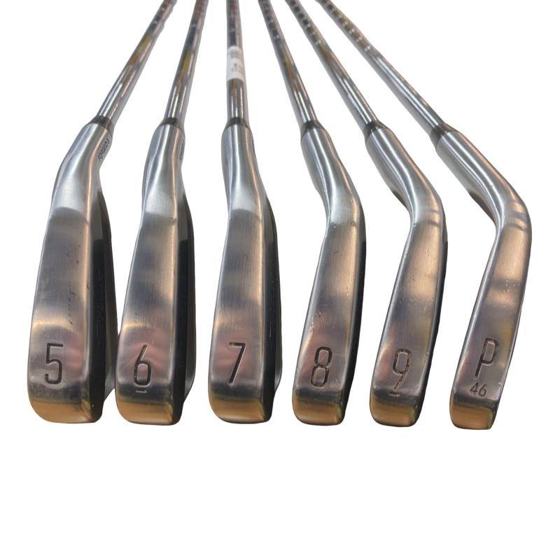 �s���������������@�s�P�O�O�i�Q�O�Q�R�j�@�U�r�i���{���F�U�{�Z�b�g�j