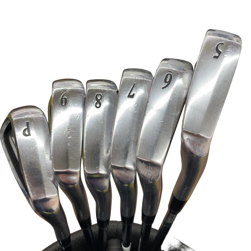 �r�q�h�w�n�m�@�y�T�S�T�@�@�U�r�i���{���F�U�{�Z�b�g�j