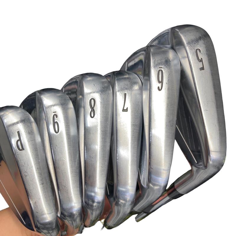 �r�q�h�w�n�m�@�y�|�e�n�q�f�d�c�@�U�r�i���{���F�U�{�Z�b�g�j