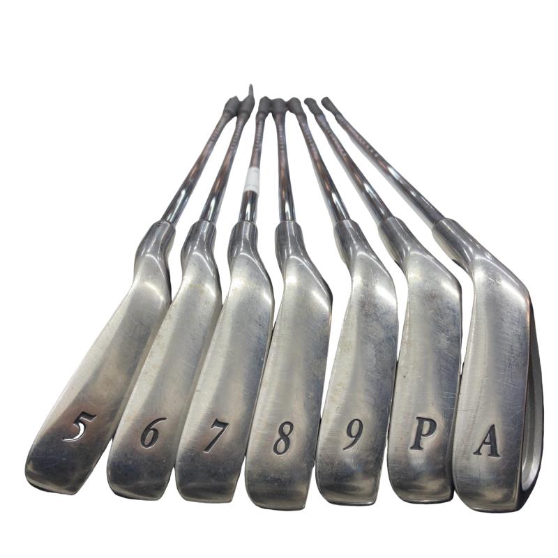 �w�w�h�n�i�Q�O�O�S�j�@�@�U�r�i���{���F�U�{�Z�b�g�j