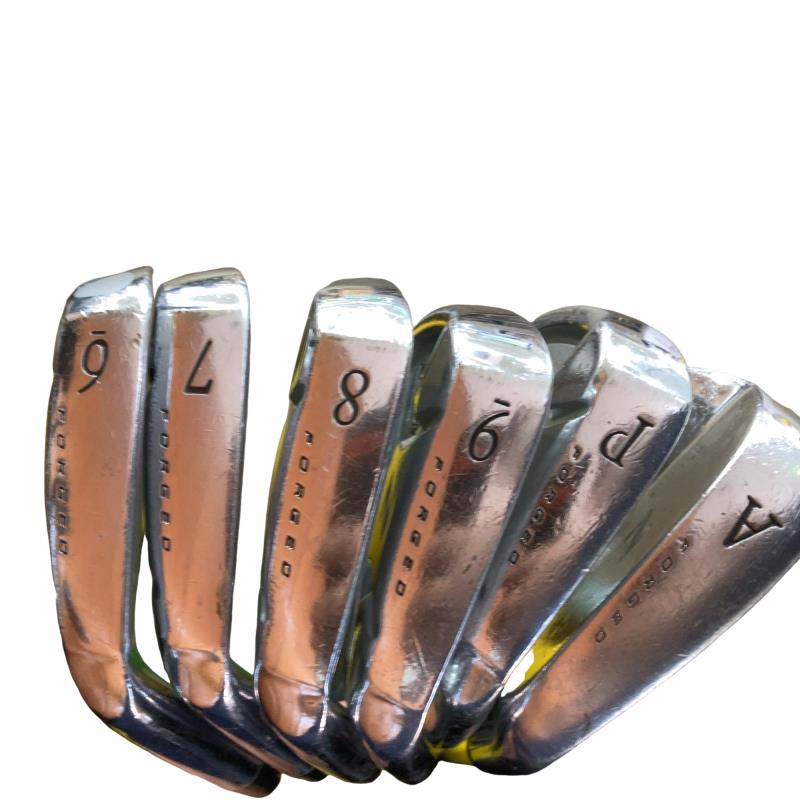 �r�q�h�w�n�m�@�y�V�Q�T�@�@�U�r�i���{���F�U�{�Z�b�g�j