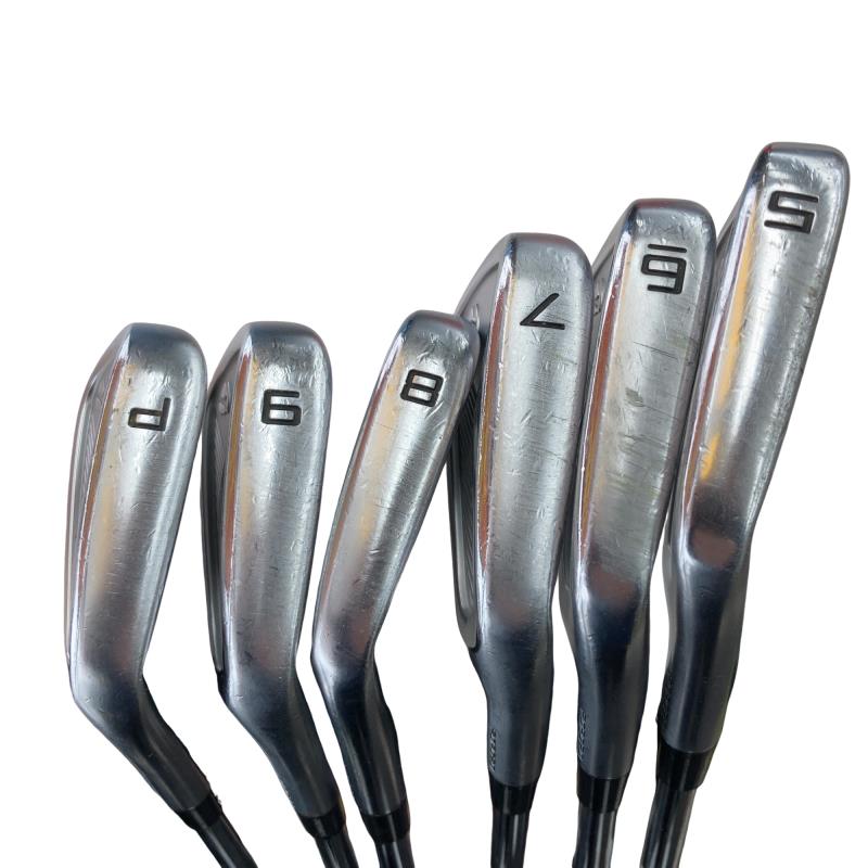 �s�����������@�l�������@�o�E�V�l�b�i�Q�O�Q�R�j�@�U�r�i���{���F�U�{�Z�b�g�j