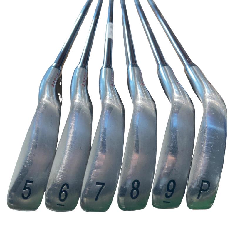 �n�m�n�e�e�i�Q�O�P�O�j�@�@�U�r�i���{���F�U�{�Z�b�g�j